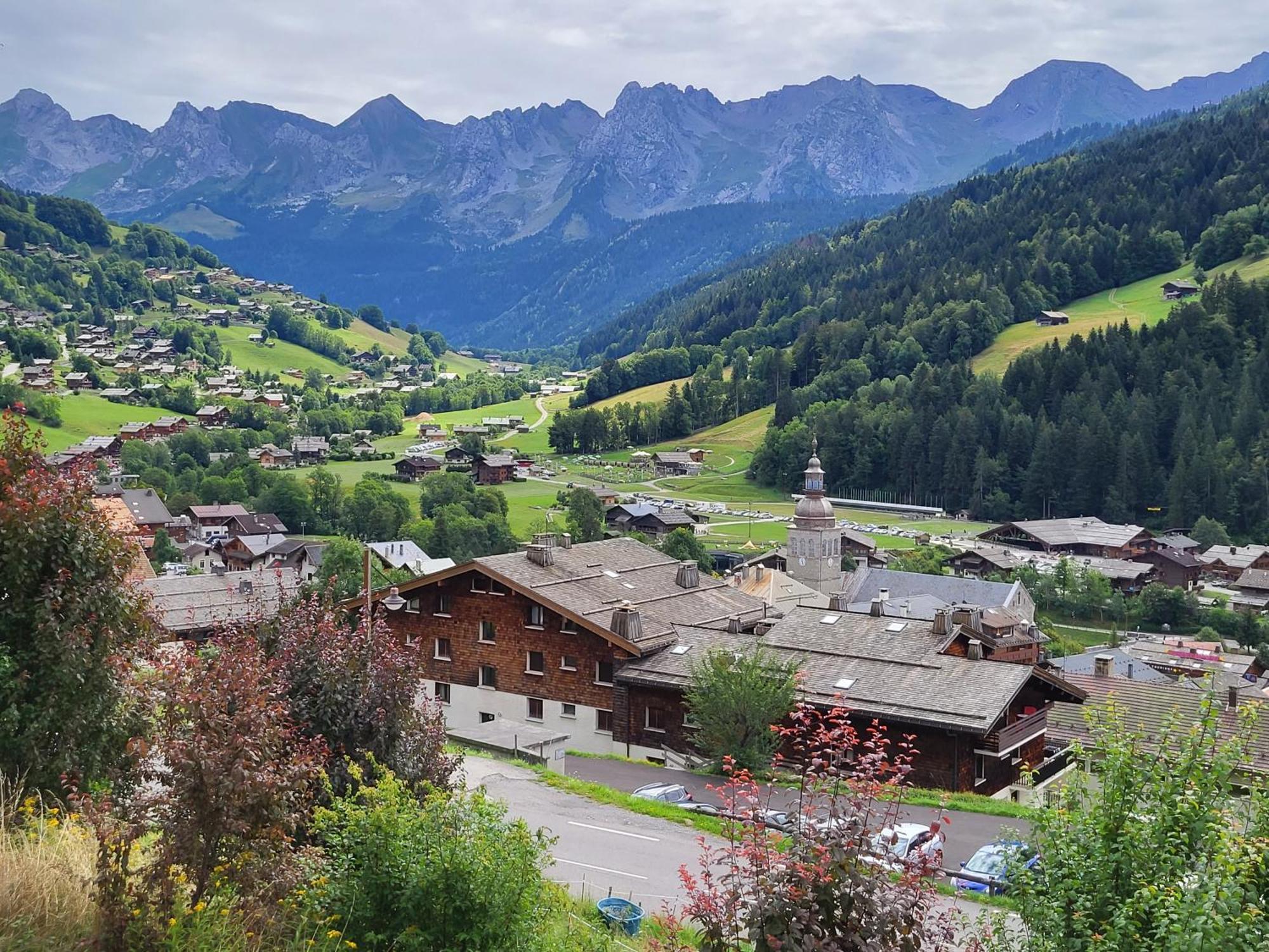 Appartement Cosy Face Aux Aravis Le Grand-Bornand Buitenkant foto