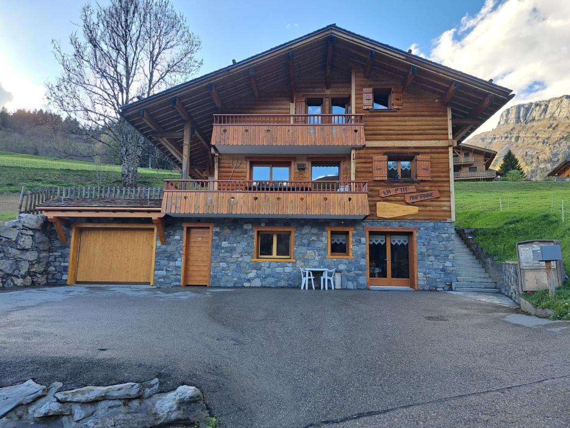 Appartement Cosy Face Aux Aravis Le Grand-Bornand Buitenkant foto